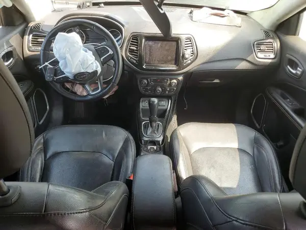 3C4NJCCB3JT204569 2018 JEEP COMPASS - Image 8