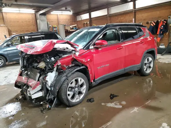 3C4NJCCB3JT319172 2018 JEEP COMPASS - Image 1