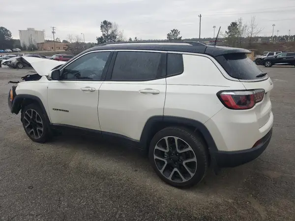 3C4NJCCB3JT338482 2018 JEEP COMPASS - Image 2
