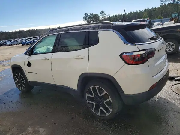 3C4NJCCB3JT439019 2018 JEEP COMPASS - Image 2
