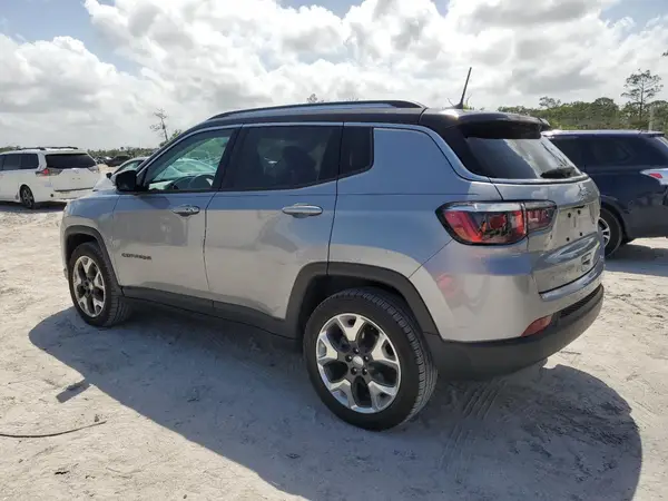 3C4NJCCB3JT461201 2018 JEEP COMPASS - Image 2
