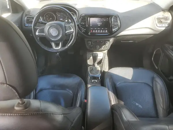 3C4NJCCB3KT660041 2019 JEEP COMPASS - Image 8