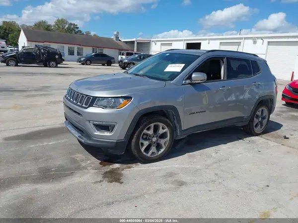 3C4NJCCB3KT660055 2019 JEEP COMPASS - Image 2