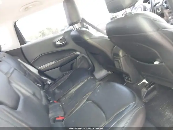 3C4NJCCB3KT660055 2019 JEEP COMPASS - Image 8