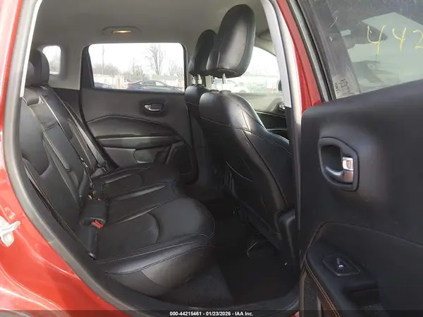 3C4NJCCB3KT667488 2019 JEEP COMPASS - Image 8