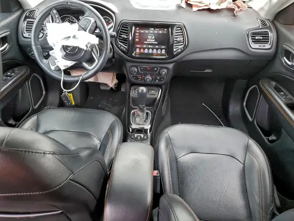 3C4NJCCB3KT749110 2019 JEEP COMPASS - Image 8