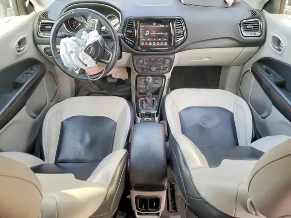 3C4NJCCB3KT769308 2019 JEEP COMPASS - Image 8