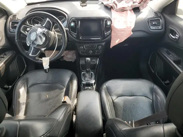 3C4NJCCB3KT814814 2019 JEEP COMPASS - Image 8