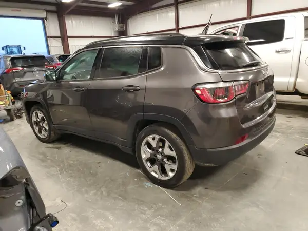 3C4NJCCB3LT125583 2020 JEEP COMPASS - Image 2