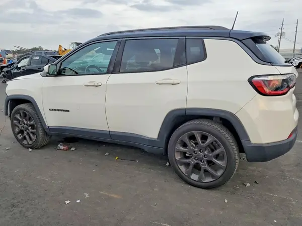 3C4NJCCB3LT129276 2020 JEEP COMPASS - Image 2