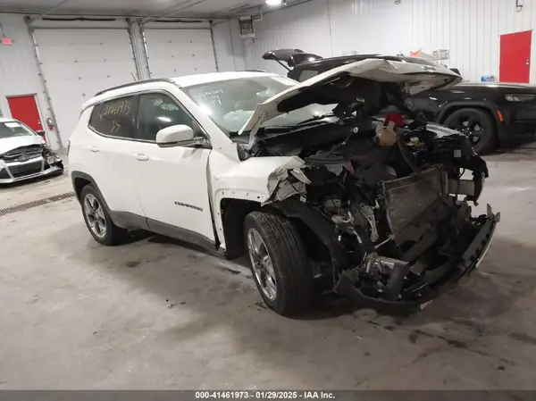 3C4NJCCB3LT229698 2020 JEEP COMPASS - Image 1