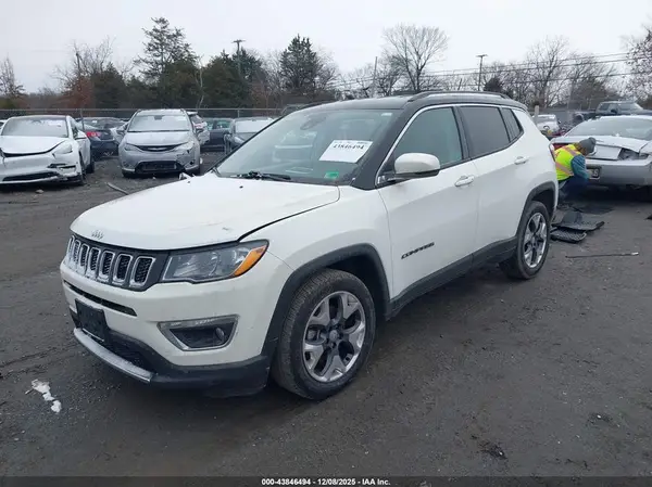 3C4NJCCB3MT565093 2021 JEEP COMPASS - Image 2