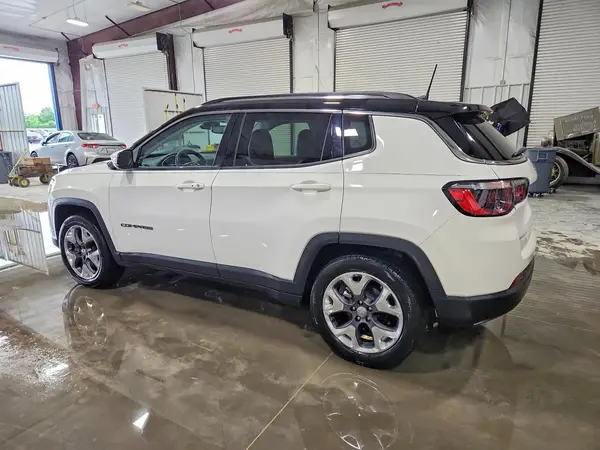 3C4NJCCB3MT605270 2021 JEEP COMPASS - Image 2