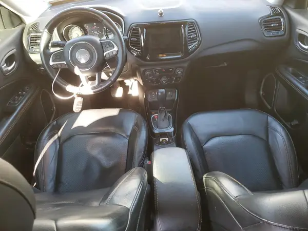 3C4NJCCB4JT181514 2018 JEEP COMPASS - Image 8