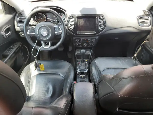 3C4NJCCB4JT188480 2018 JEEP COMPASS - Image 8