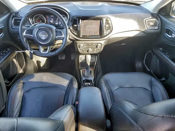 3C4NJCCB4JT301733 2018 JEEP COMPASS - Image 8