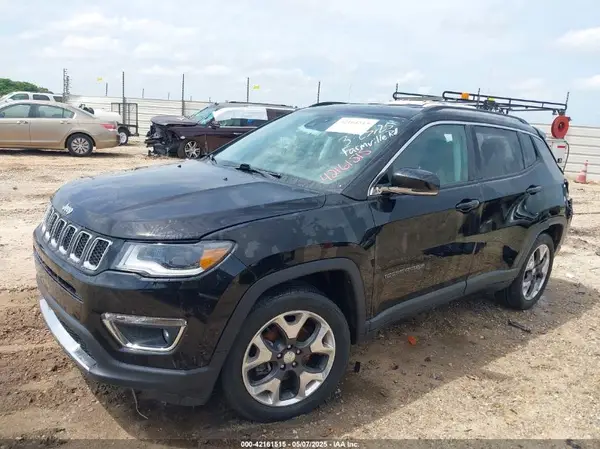 3C4NJCCB4JT329208 2018 JEEP COMPASS - Image 2