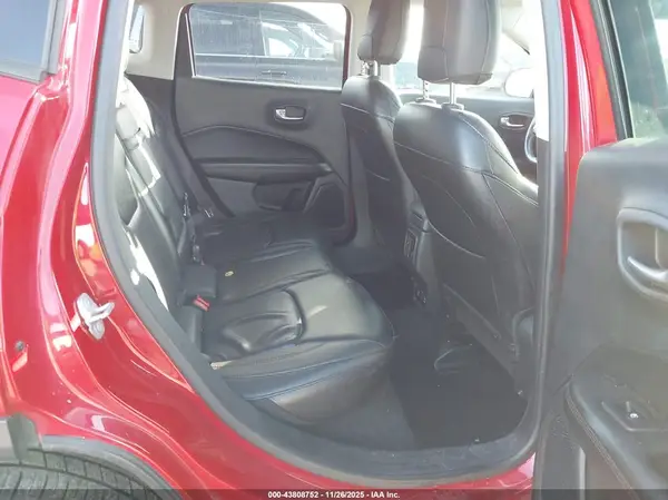 3C4NJCCB4JT406904 2018 JEEP COMPASS - Image 8