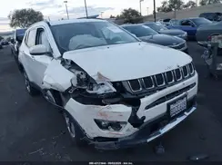 3C4NJCCB4JT406997 2018 JEEP COMPASS