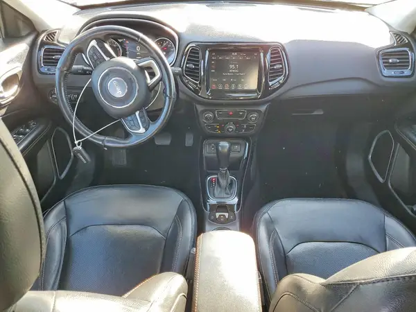 3C4NJCCB4KT670772 2019 JEEP COMPASS - Image 8