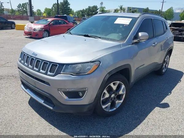 3C4NJCCB4KT679892 2019 JEEP COMPASS - Image 2