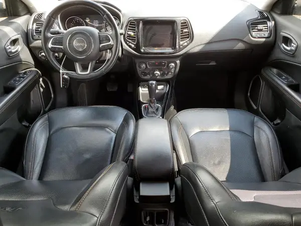 3C4NJCCB4KT725818 2019 JEEP COMPASS - Image 8