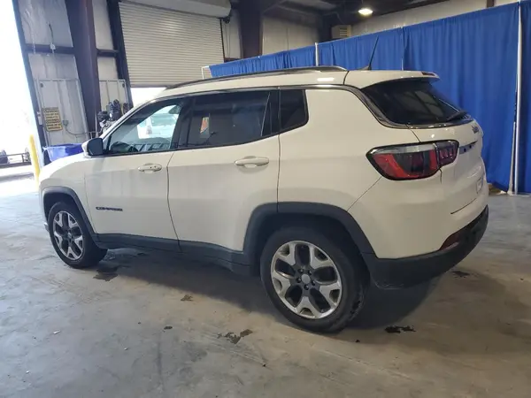 3C4NJCCB4LT125561 2020 JEEP COMPASS - Image 2