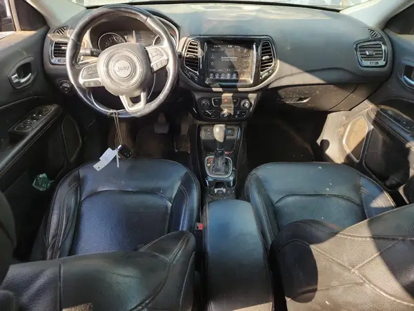 3C4NJCCB4LT170855 2020 JEEP COMPASS - Image 8