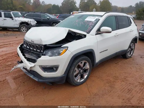 3C4NJCCB4LT179765 2020 JEEP COMPASS - Image 2
