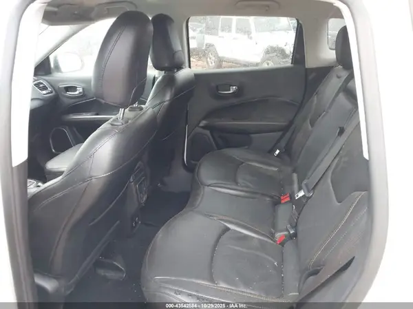 3C4NJCCB4LT179765 2020 JEEP COMPASS - Image 8