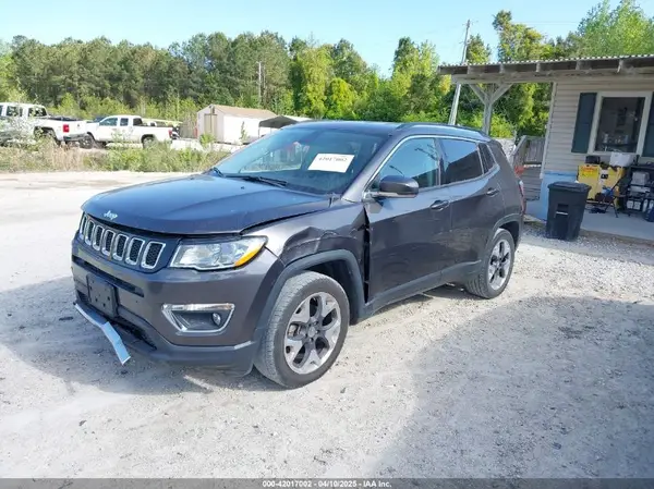 3C4NJCCB4LT218595 2020 JEEP COMPASS - Image 2
