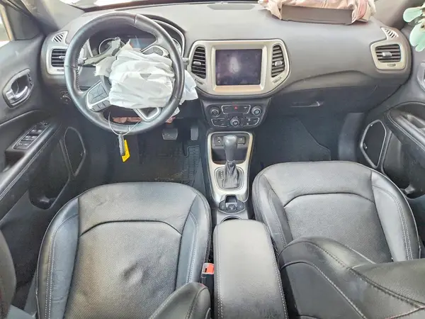 3C4NJCCB4LT250446 2020 JEEP COMPASS - Image 8