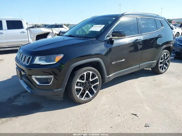 3C4NJCCB4MT581044 2021 JEEP COMPASS - Image 2
