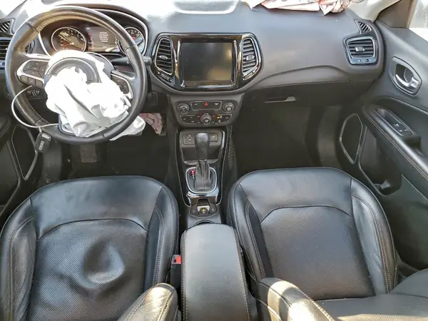 3C4NJCCB5JT351329 2018 JEEP COMPASS - Image 8