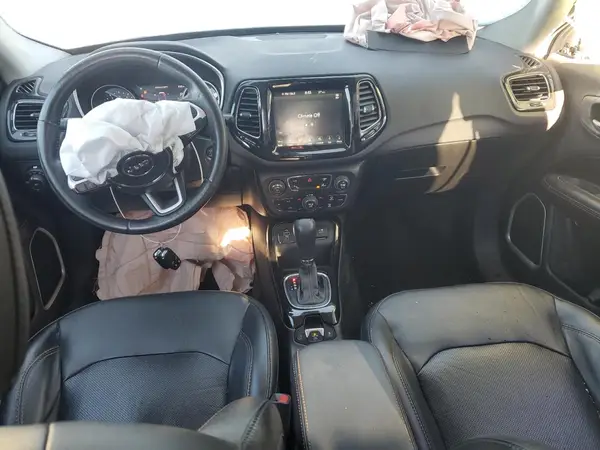 3C4NJCCB5JT406054 2018 JEEP COMPASS - Image 8
