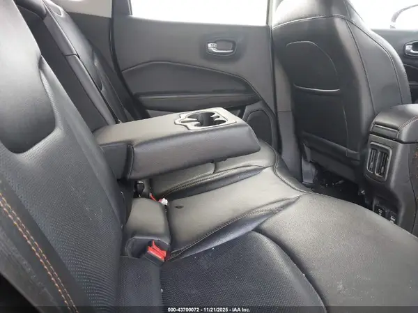 3C4NJCCB5KT654838 2019 JEEP COMPASS - Image 8