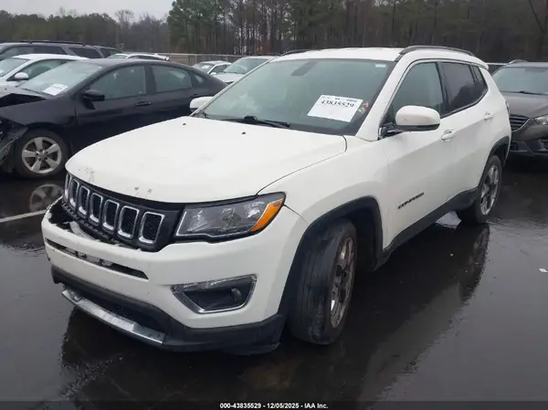 3C4NJCCB5KT662745 2019 JEEP COMPASS - Image 2