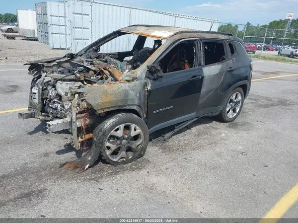 3C4NJCCB5KT667282 2019 JEEP COMPASS - Image 2