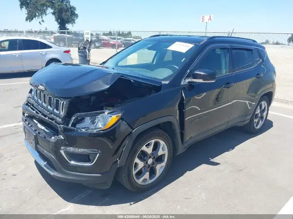 3C4NJCCB5KT675592 2019 JEEP COMPASS - Image 2