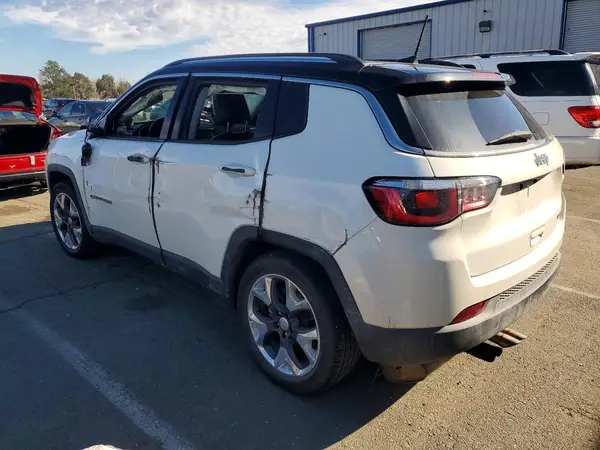 3C4NJCCB5KT699150 2019 JEEP COMPASS - Image 2