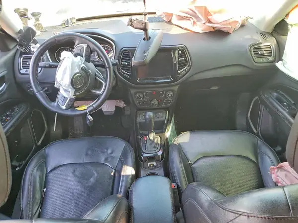 3C4NJCCB5KT699150 2019 JEEP COMPASS - Image 8