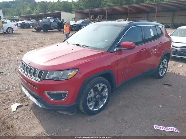 3C4NJCCB5KT755491 2019 JEEP COMPASS - Image 2