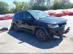 3C4NJCCB5KT820064 2019 JEEP COMPASS