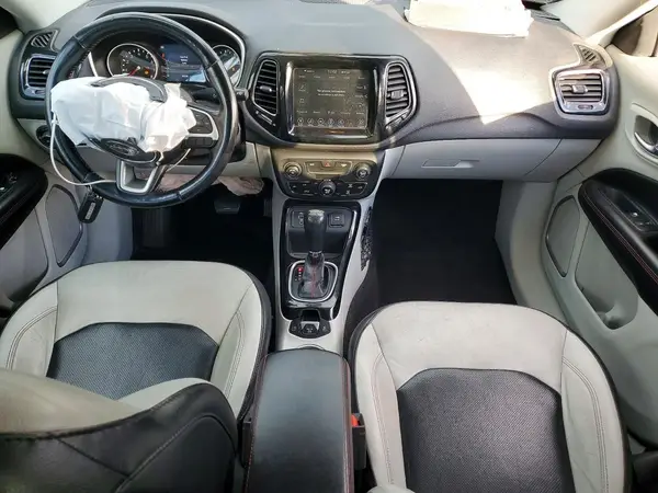 3C4NJCCB5LT179662 2020 JEEP COMPASS - Image 8