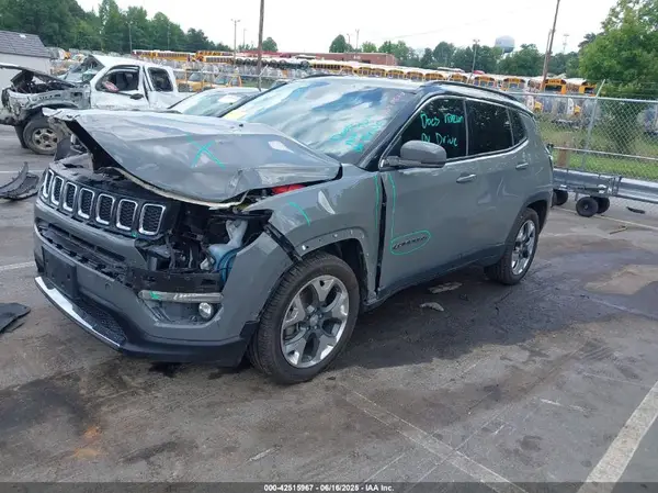 3C4NJCCB5LT198373 2020 JEEP COMPASS - Image 2