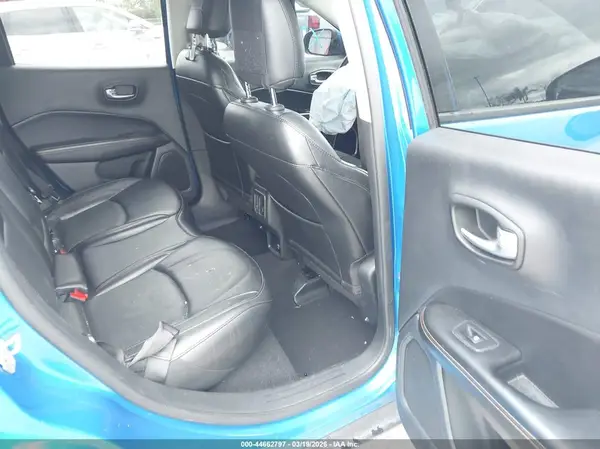 3C4NJCCB5MT555746 2021 JEEP COMPASS - Image 8
