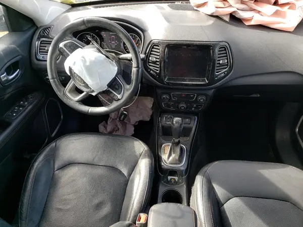3C4NJCCB6JT204632 2018 JEEP COMPASS - Image 8