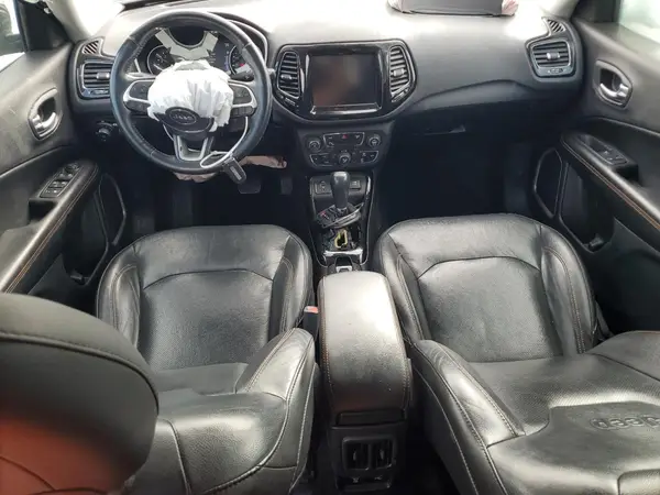 3C4NJCCB6JT240739 2018 JEEP COMPASS - Image 8