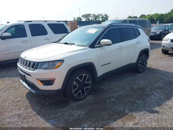 3C4NJCCB6JT308974 2018 JEEP COMPASS - Image 2
