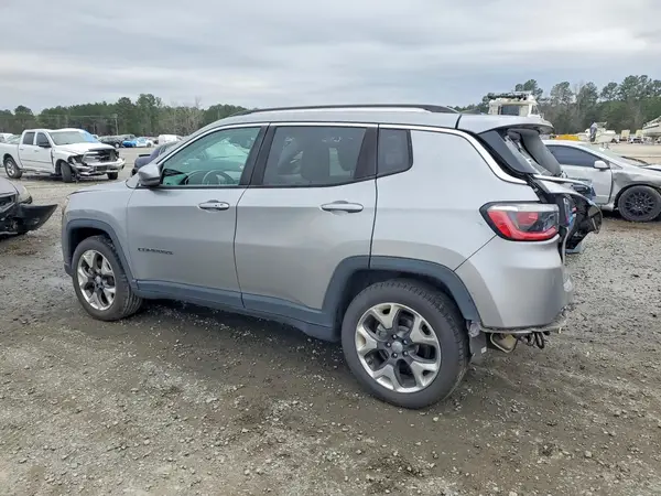 3C4NJCCB6JT358399 2018 JEEP COMPASS - Image 2